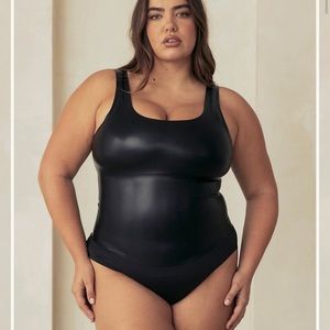 NWT Pinsy Shapewear Plus Size - 1X